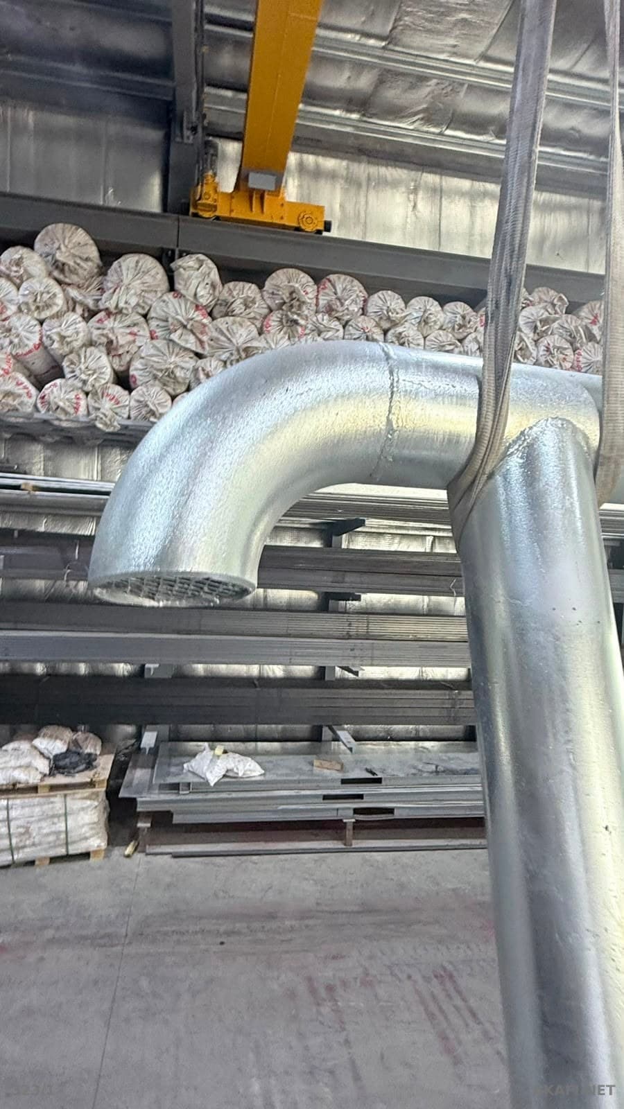 Tuyaux de ventilation de réservoir galvanisés – Coude 90° avec bride et grillage de protection