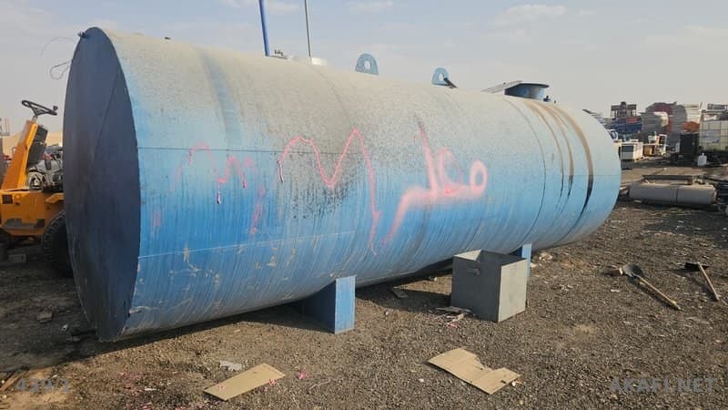 À vendre : réservoir en fer 25 000 litres