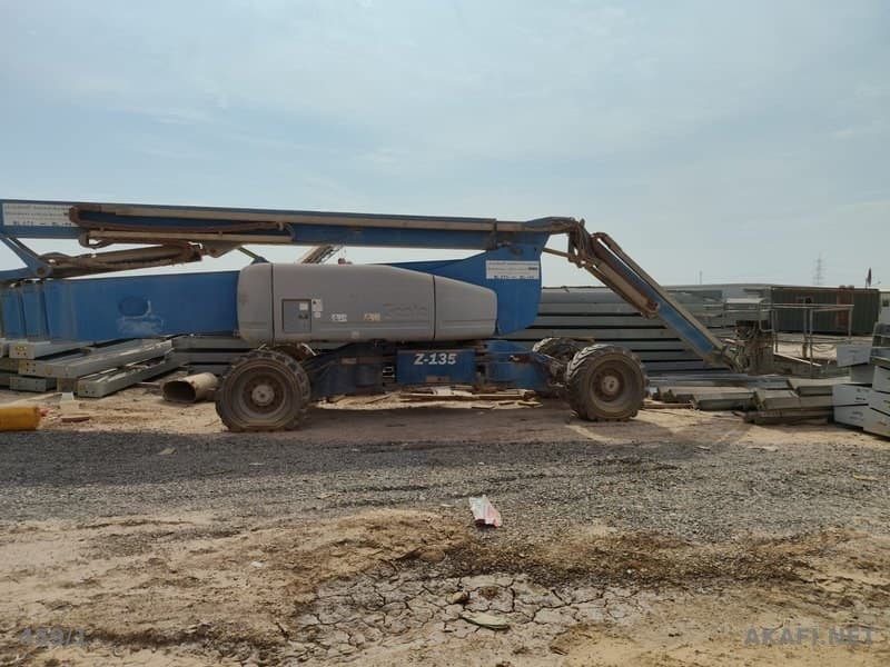 للبيع رافعة سلة مفصلية Genie Z-135 ارتفاع 41 متر اعلان رقم 10014