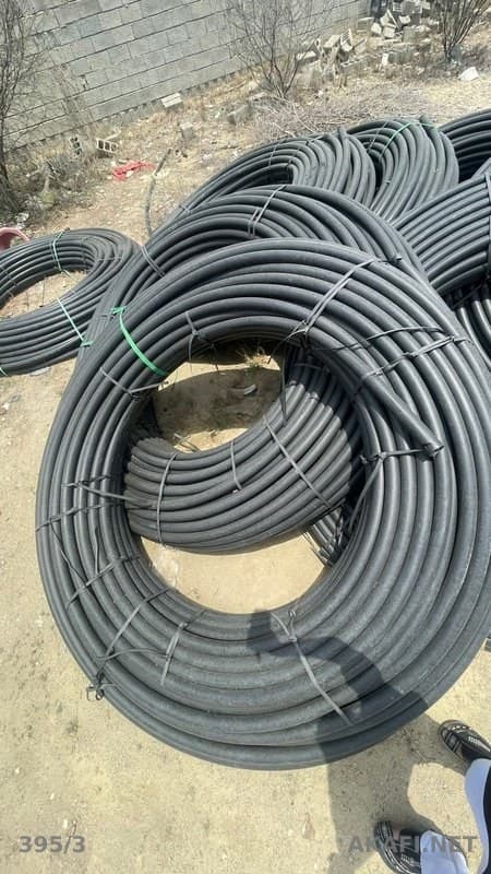 Tuyaux HDPE plastique noir 50mm et tuyaux galvanisés 2 pouces - Neufs - Djeddah
